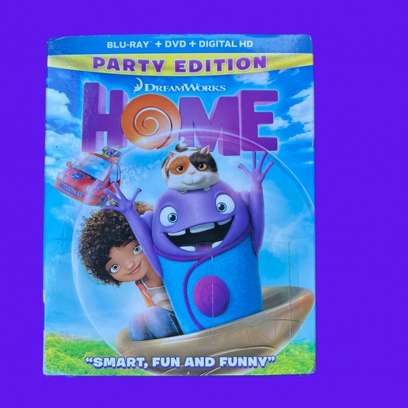 Dreamworks Other - 💙Dreamworks Home Blu-Ray dvd & digital ha (brand new)